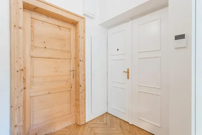 Pronájem bytu 4+1, Praha - Vinohrady, Hradešínská, 120 m2