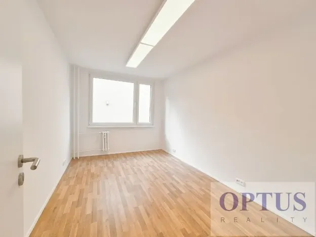 Pronájem kanceláře, Praha - Smíchov, U Demartinky, 96 m2