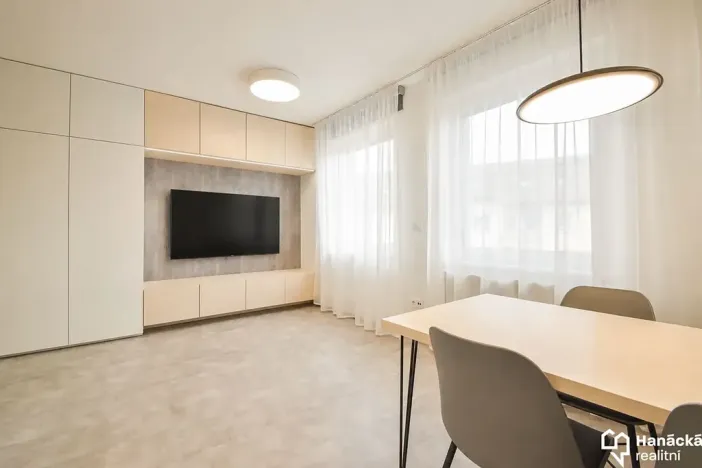 Prodej bytu 2+kk, Olomouc, Sladkovského, 36 m2