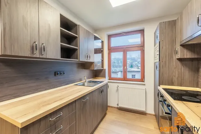 Prodej atypického bytu, Ústí nad Labem, Pasteurova, 77 m2