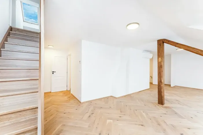 Prodej bytu 3+kk, Praha - Vršovice, Žitomírská, 120 m2