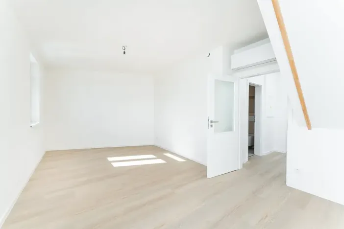 Prodej bytu 2+1, Praha - Libeň, Zenklova, 81 m2