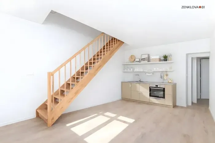 Prodej bytu 2+kk, Praha - Libeň, Zenklova, 48 m2