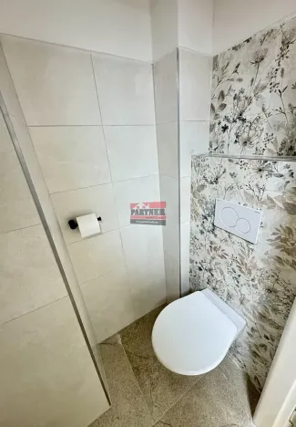 Pronájem bytu 2+1, Praha - Vinohrady, Šrobárova, 83 m2