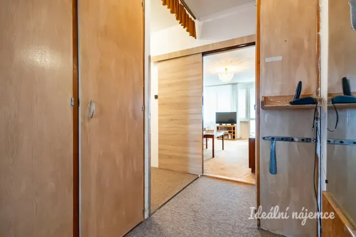 Pronájem bytu 3+1, Praha - Prosek, Jablonecká, 78 m2