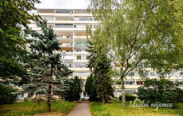 Pronájem bytu 3+1, Praha - Prosek, Jablonecká, 78 m2