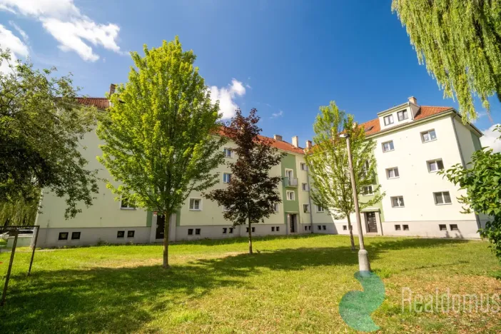 Prodej bytu 2+1, České Budějovice, Zachariášova, 56 m2