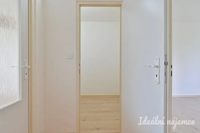Pronájem bytu 2+1, Brno, Voříškova, 56 m2