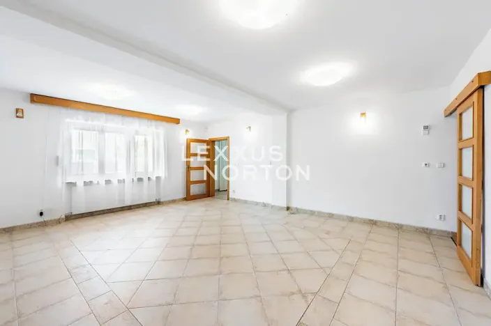 Pronájem rodinného domu, Praha - Nebušice, Hornofova, 230 m2