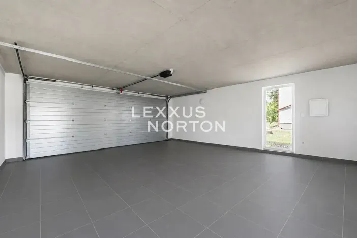 Pronájem rodinného domu, Praha - Nebušice, Hornofova, 230 m2