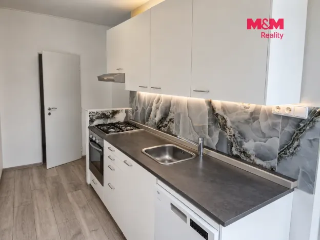 Pronájem bytu 2+1, Ústí nad Labem - Severní Terasa, Svojsíkova, 55 m2