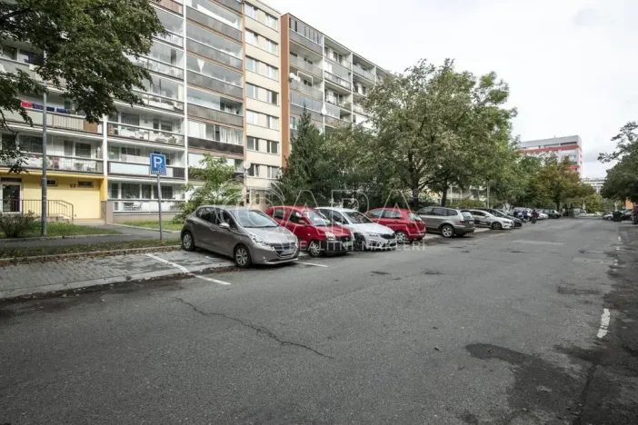 Prodej obchodního prostoru, Praha - Prosek, Veltruská, 22 m2