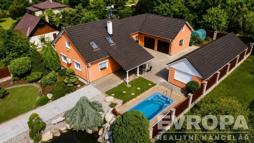 Prodej rodinného domu, Nová Ves pod Pleší, Průběžná, 298 m2