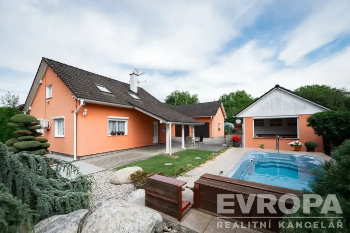 Prodej rodinného domu, Nová Ves pod Pleší, Průběžná, 298 m2