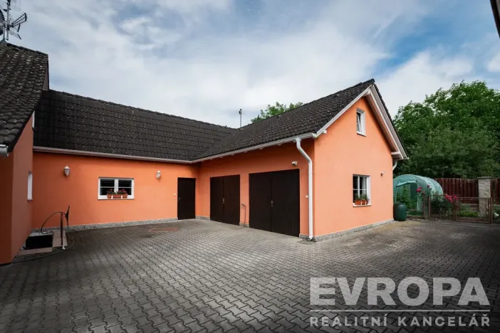 Prodej rodinného domu, Nová Ves pod Pleší, Průběžná, 298 m2