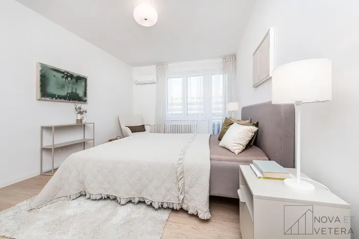 Prodej bytu 4+kk, Praha - Vršovice, U Slavie, 80 m2