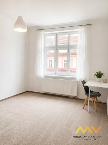 Pronájem bytu 2+1, Hradec Králové, Klumparova, 65 m2