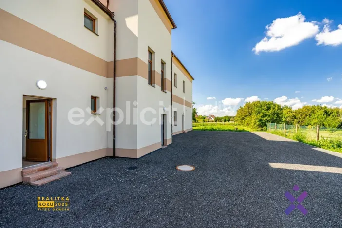 Pronájem bytu 3+kk, Hostovlice, 94 m2