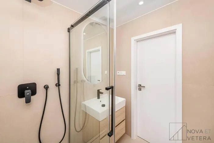 Prodej bytu 4+kk, Praha - Košíře, Naskové, 83 m2