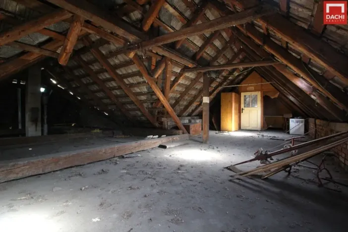 Prodej chalupy, Komárno, 130 m2