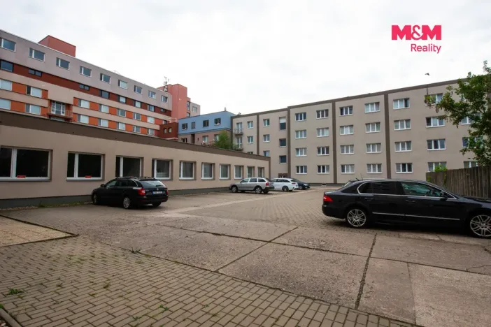 Pronájem bytu 1+kk, Hradec Králové, Sušilova, 32 m2