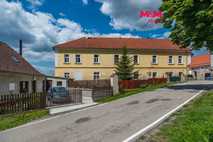 Prodej bytu 2+1, Všemyslice - Neznašov, 70 m2