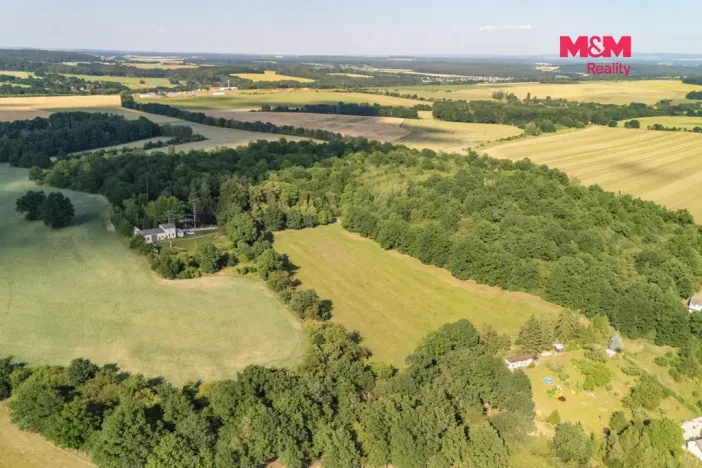 Prodej komerčního pozemku, Líšťany, 8154 m2