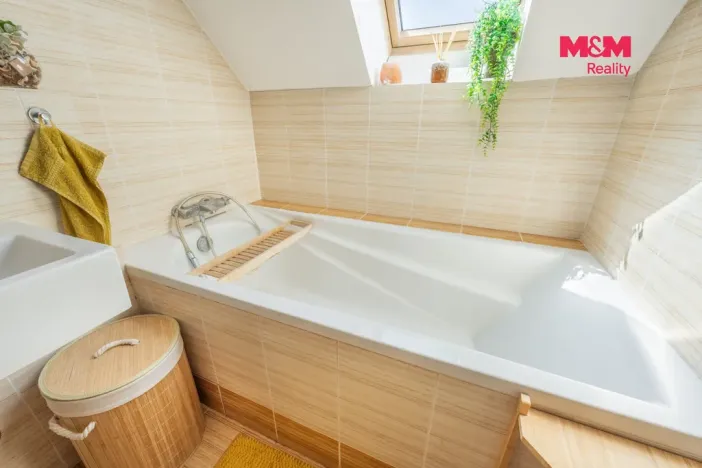 Prodej rodinného domu, Líbeznice, Nedvědova, 126 m2