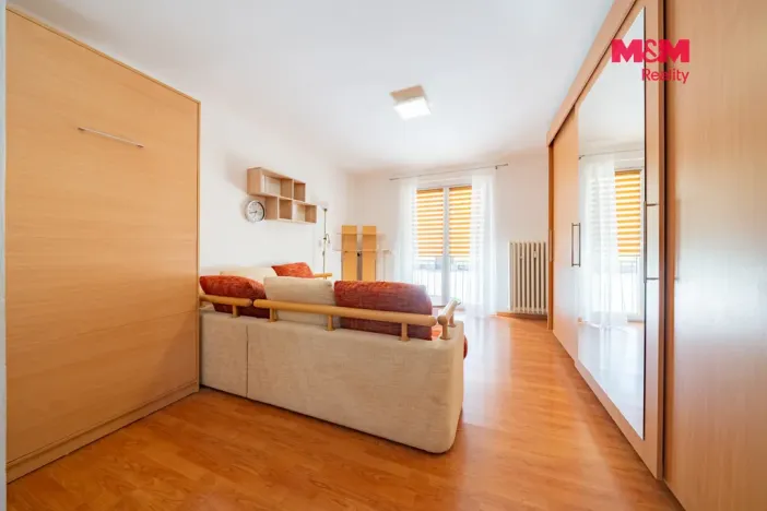 Pronájem bytu 1+1, Horní Slavkov, Dlouhá, 49 m2