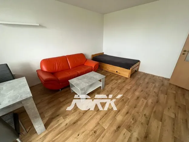 Pronájem bytu 1+kk, Pardubice, Stavařov, 37 m2
