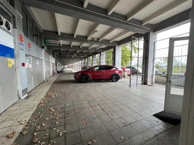Pronájem komerční nemovitosti, Praha - Břevnov, Diskařská, 700 m2