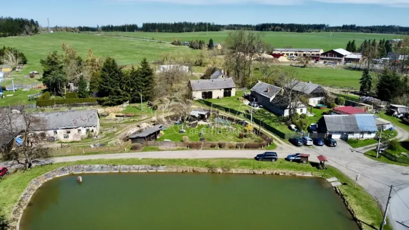 Prodej pozemku pro bydlení, Bezvěrov, 665 m2