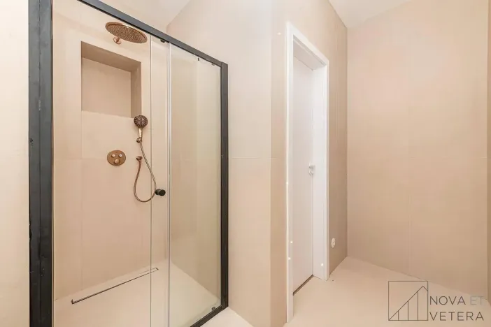Prodej bytu 2+kk, Praha - Vinohrady, Chodská, 64 m2