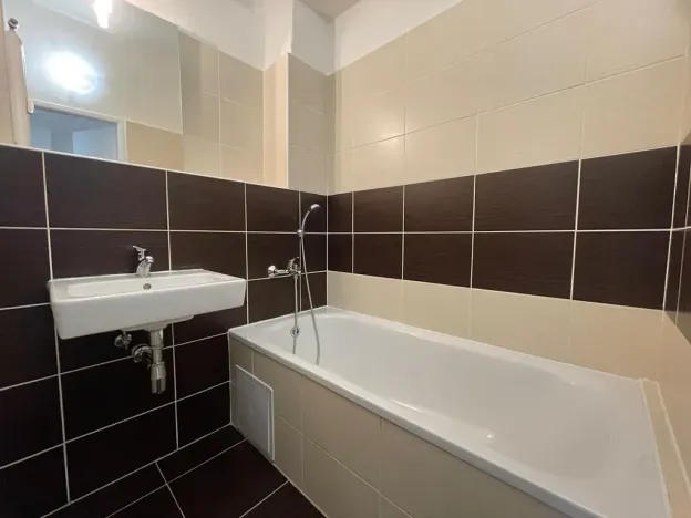 Pronájem bytu 3+1, Třinec, nám. T. G. Masaryka, 93 m2