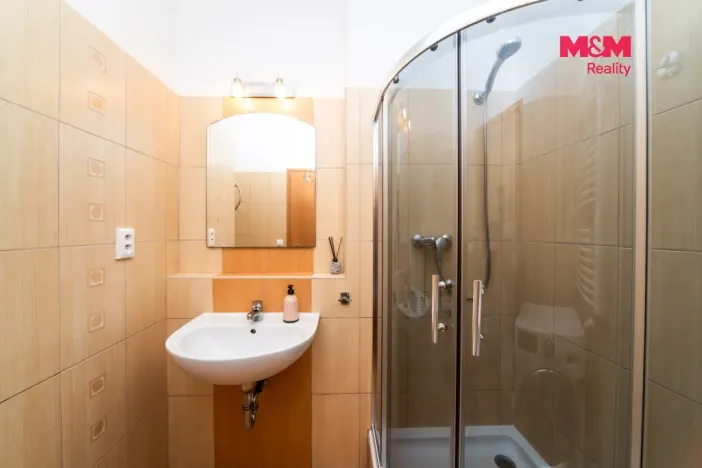 Pronájem bytu 1+kk, Praha - Smíchov, Na Neklance, 31 m2
