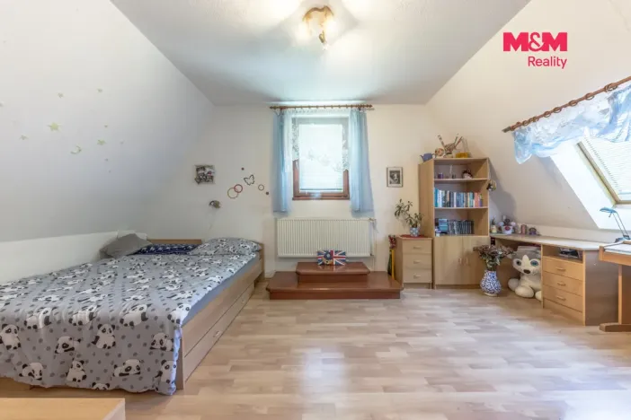 Prodej rodinného domu, Desná - Desná I, Zásnubní, 450 m2