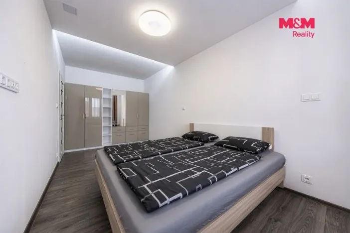 Prodej bytu 2+1, České Budějovice - České Budějovice 2, Krčínova, 72 m2