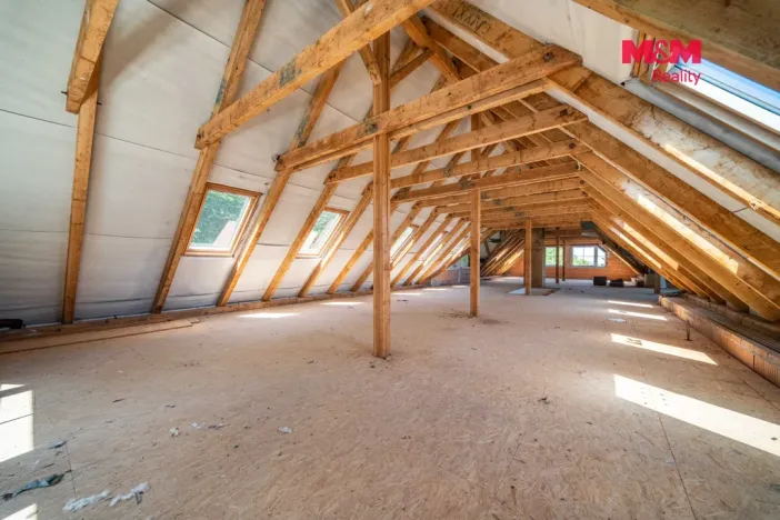 Prodej rodinného domu, Jivina, 234 m2