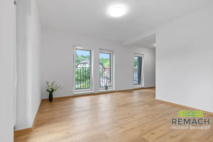 Pronájem bytu 2+kk, Uherské Hradiště, Lesní, 44 m2