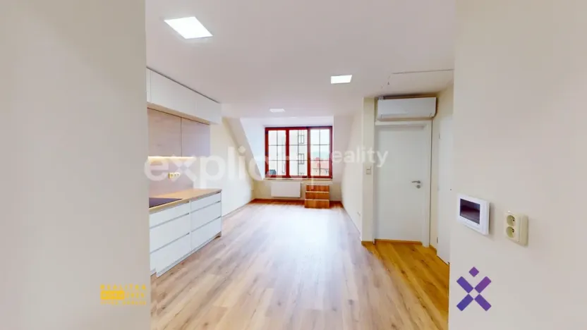 Pronájem bytu 2+kk, Uherský Brod, Masarykovo nám., 47 m2