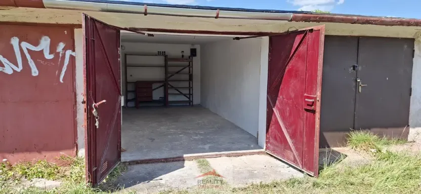Pronájem garáže, Valašské Meziříčí - Krásno nad Bečvou, M. Alše, 18 m2