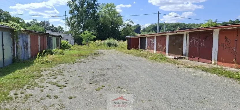 Pronájem garáže, Valašské Meziříčí - Krásno nad Bečvou, M. Alše, 18 m2