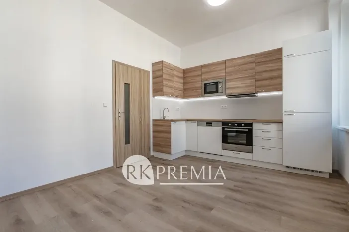 Pronájem bytu 2+1, Teplice, 28. října, 55 m2
