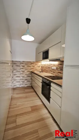 Pronájem bytu 5+1, Brno - Židenice, Bořetická, 97 m2