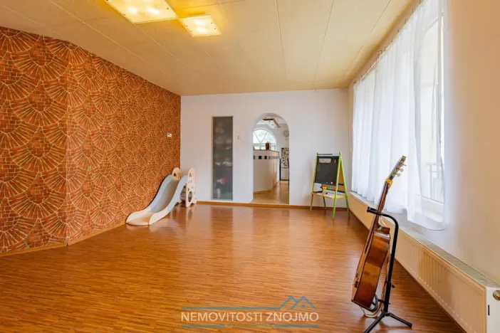 Prodej rodinného domu, Znojmo, Gagarinova, 229 m2