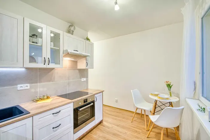 Pronájem bytu 3+1, Chomutov, Bezručova, 75 m2