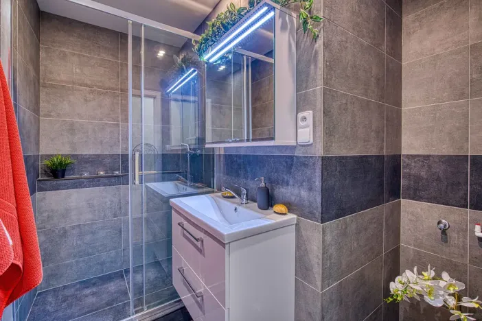 Pronájem bytu 3+1, Chomutov, Bezručova, 75 m2