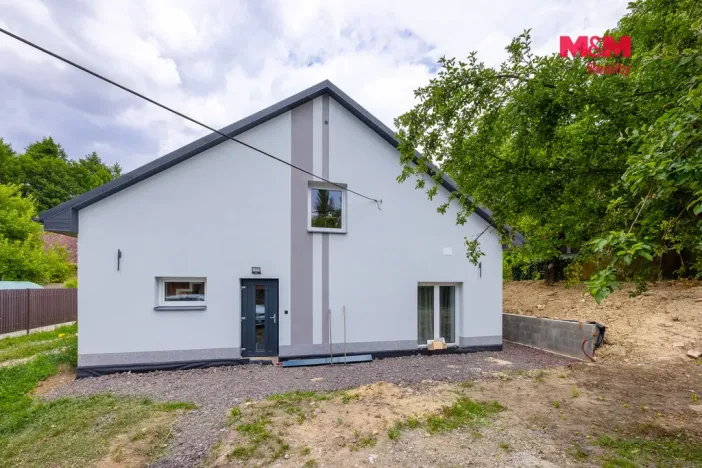 Prodej rodinného domu, Jeníkovice, 220 m2