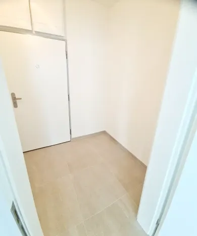 Pronájem bytu 2+kk, Praha - Libeň, Červená báň, 40 m2