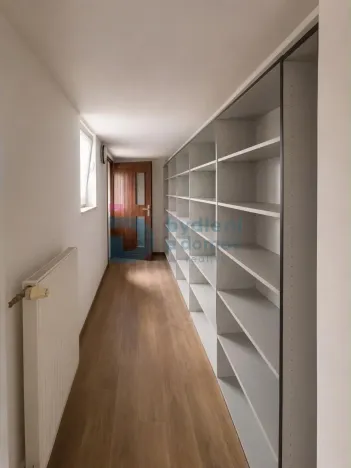 Prodej výrobních prostor, Prostějov, Husovo nám., 416 m2